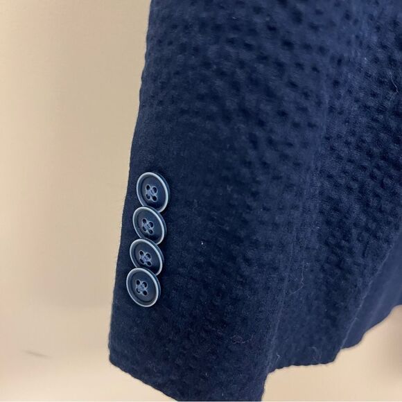 Tommy Hilfiger navy textured jacket.   Size L - Picture 2 of 7